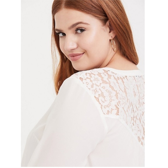 Torrid 5 HARPER GEORGETTE LACE BUTTON-LOOP BLOUSE - Picture 4 of 4